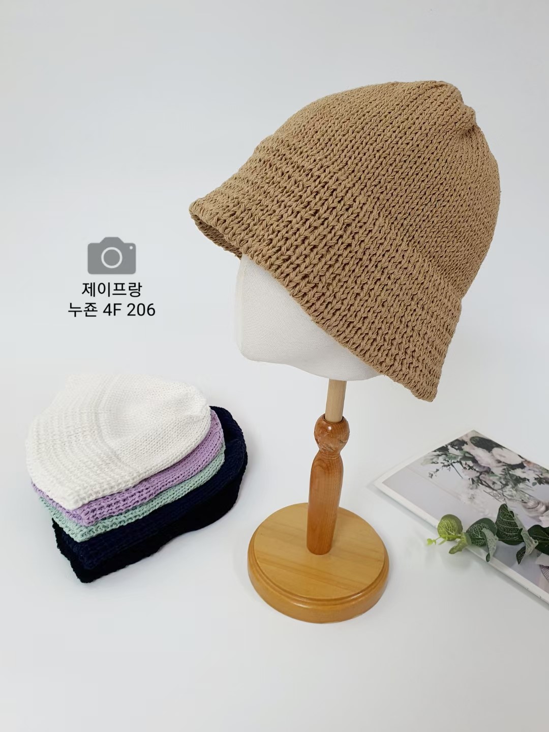 藏蓝色