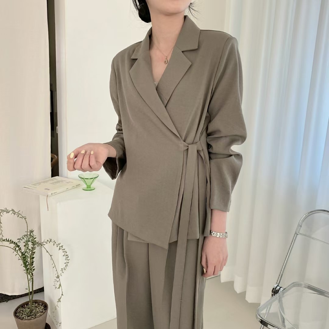 绿色