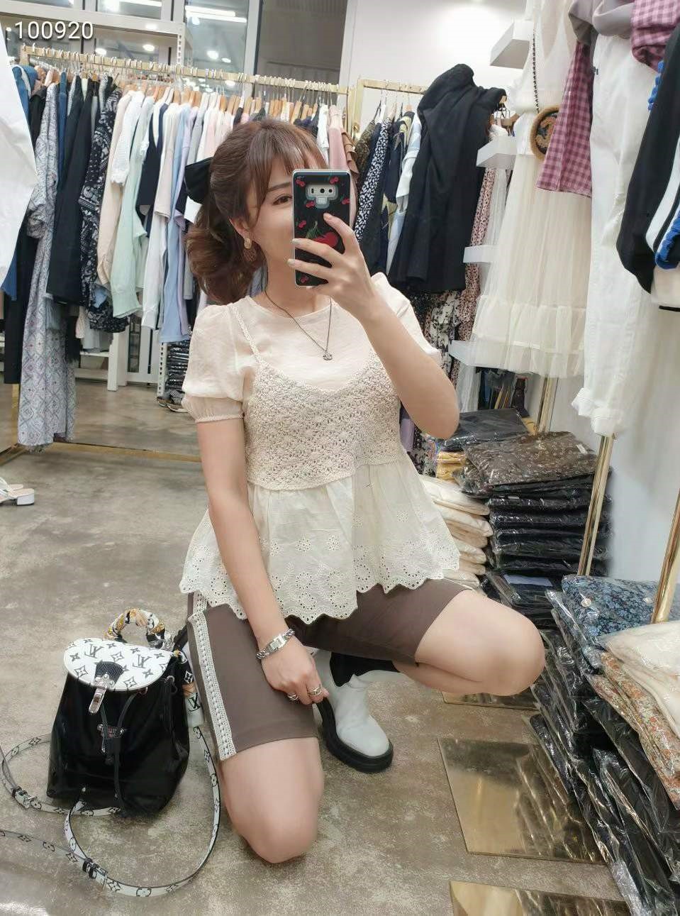 杏色