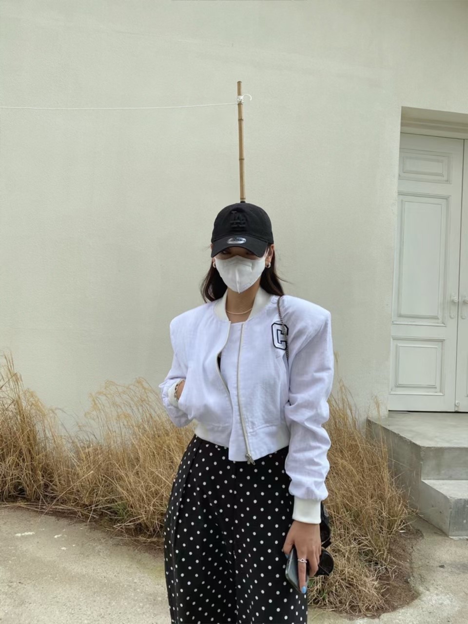 白色