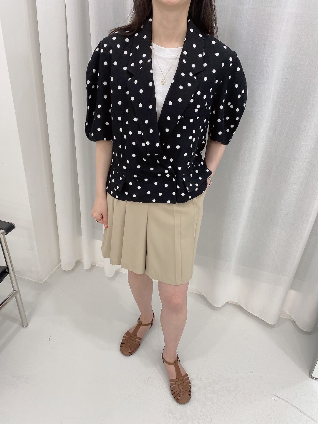 白色
