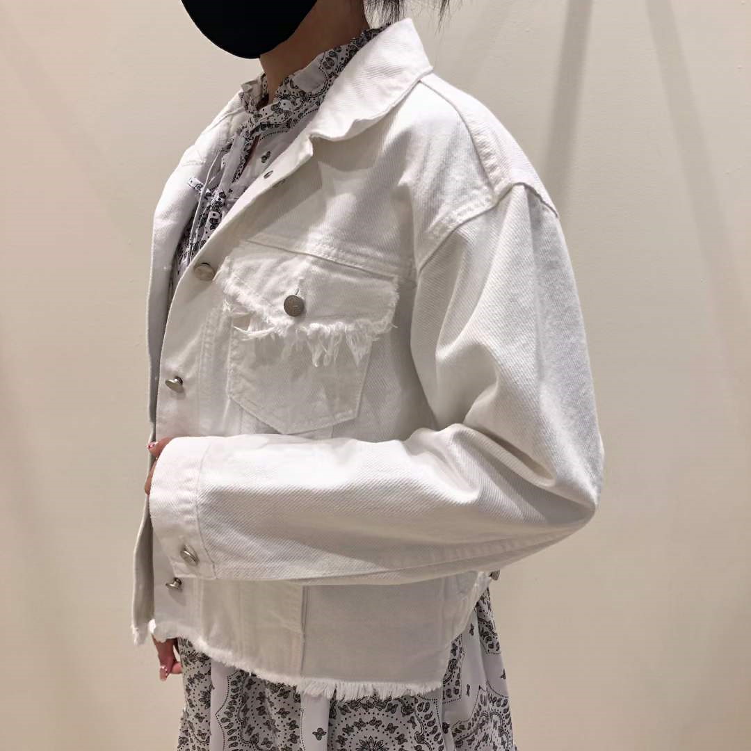 白色