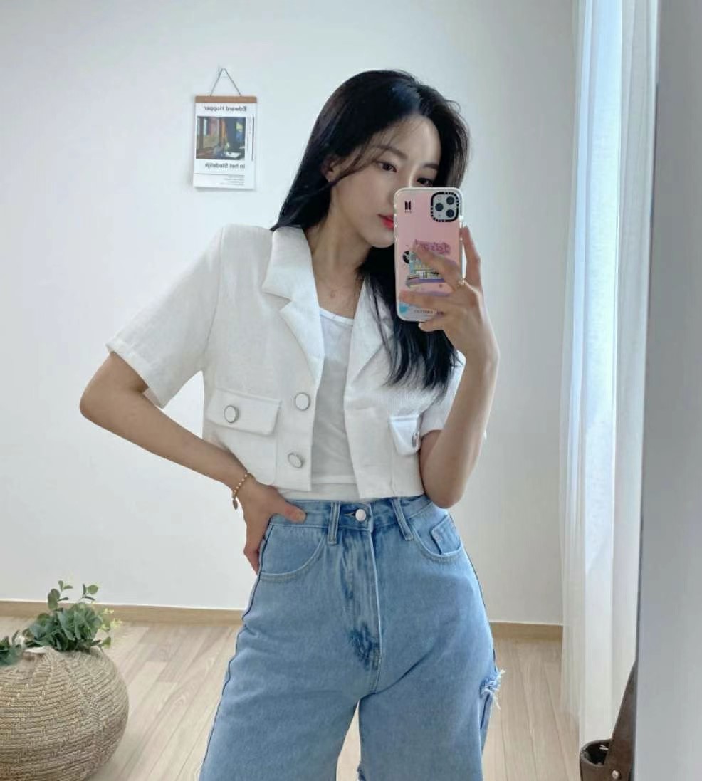 白色