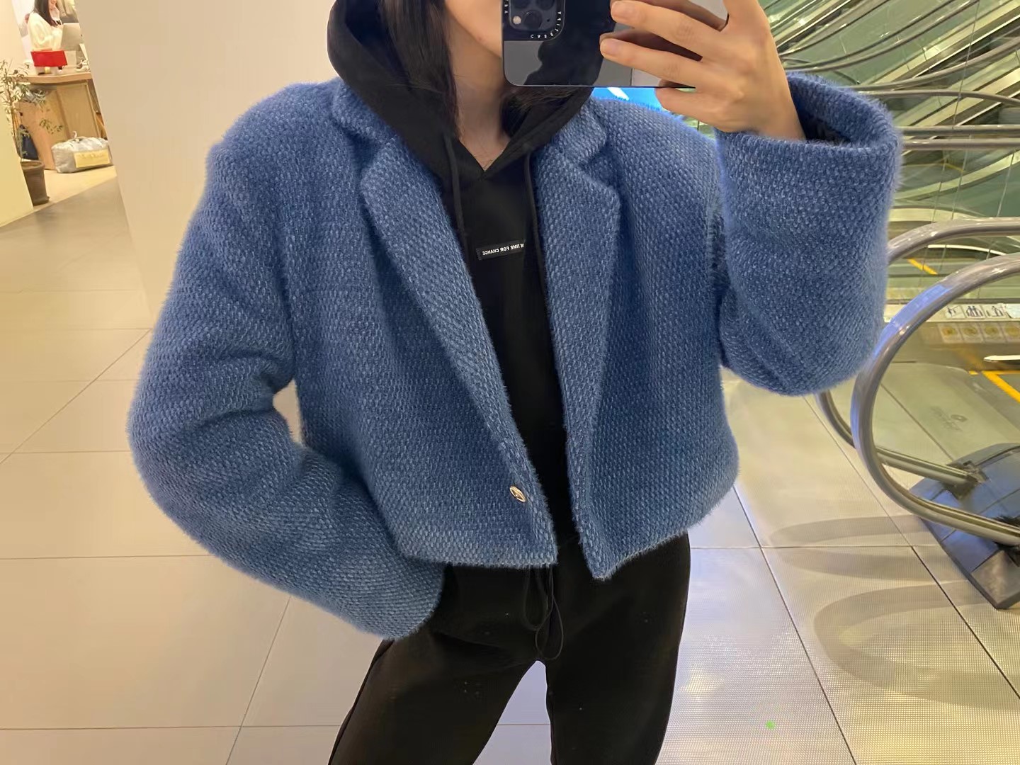 粉红色