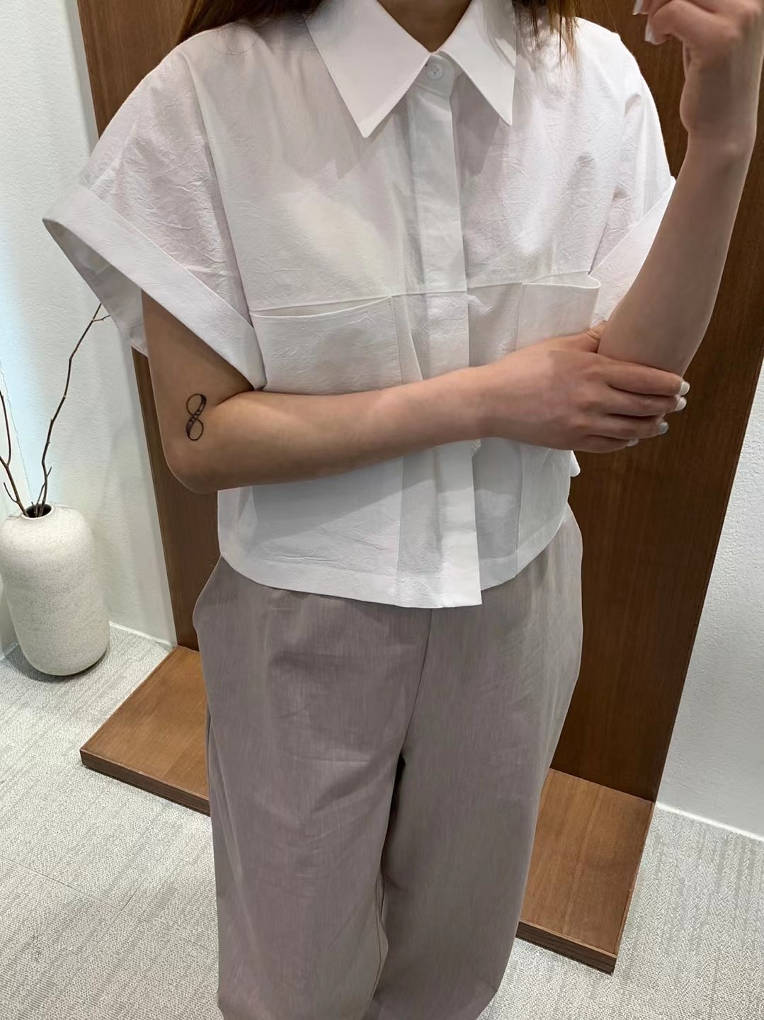 蓝色