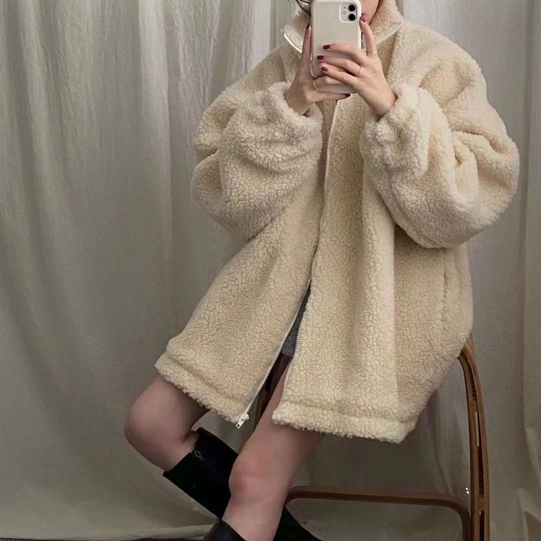 灰色