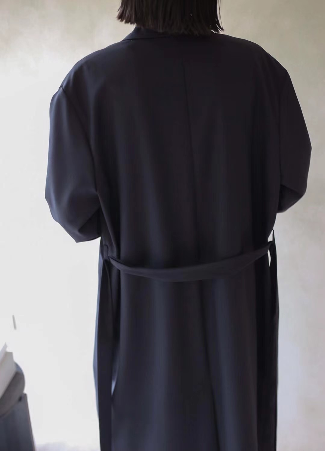 黑色