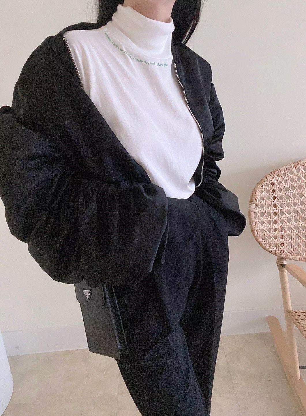 黑色