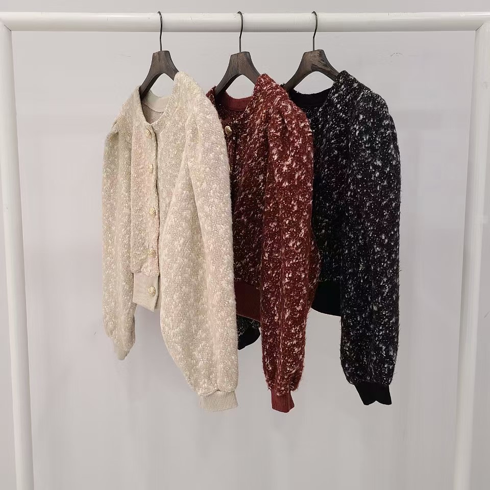 红色