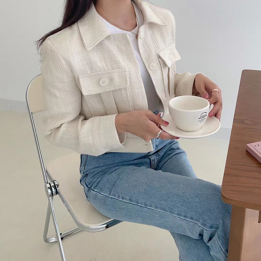 白色