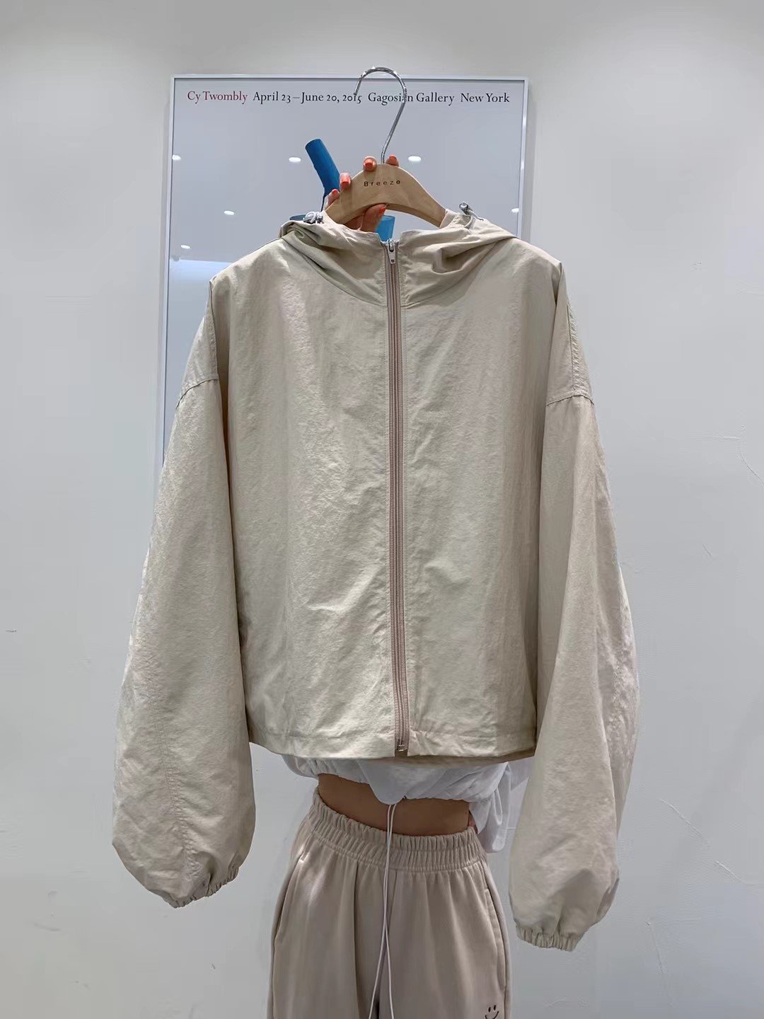 白色