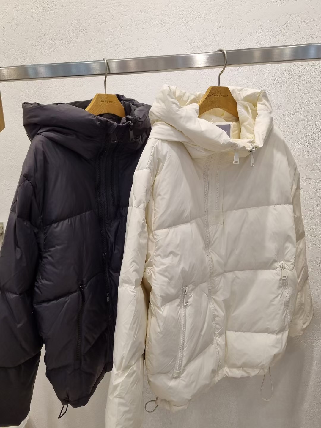 白色