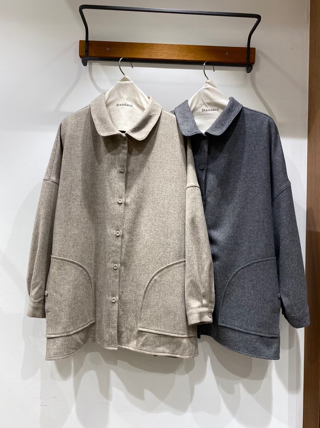 白色