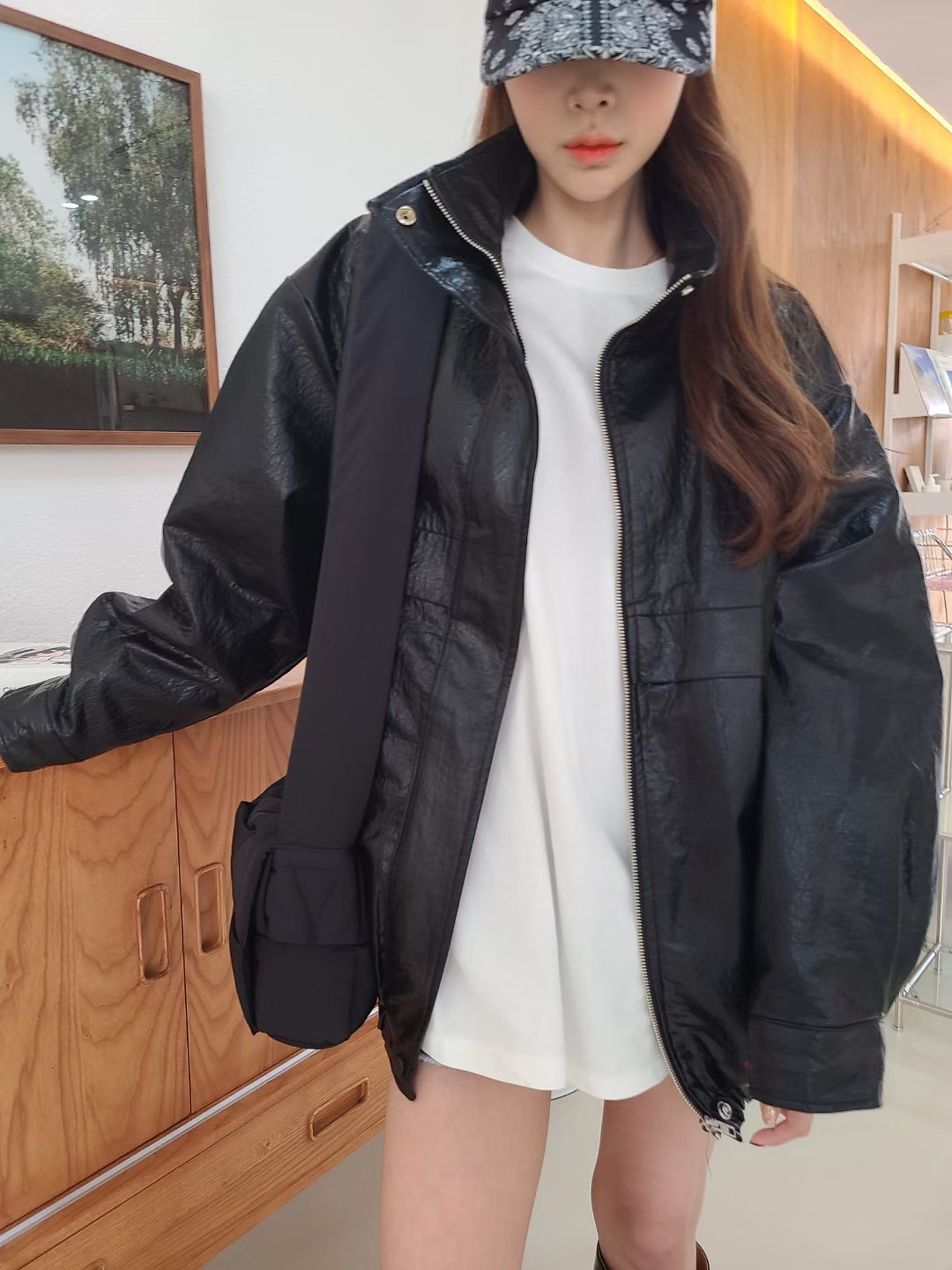黑色