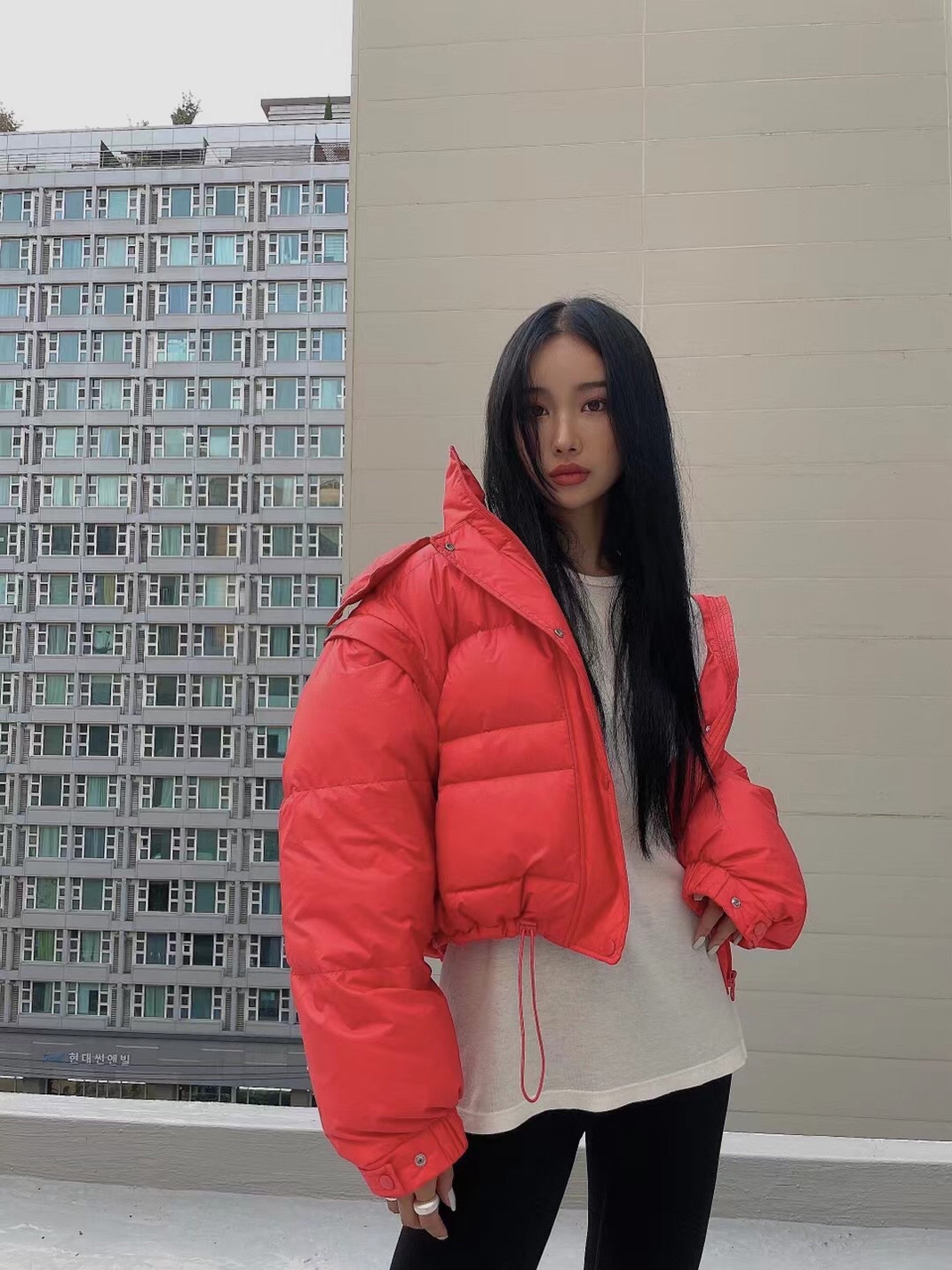 红色