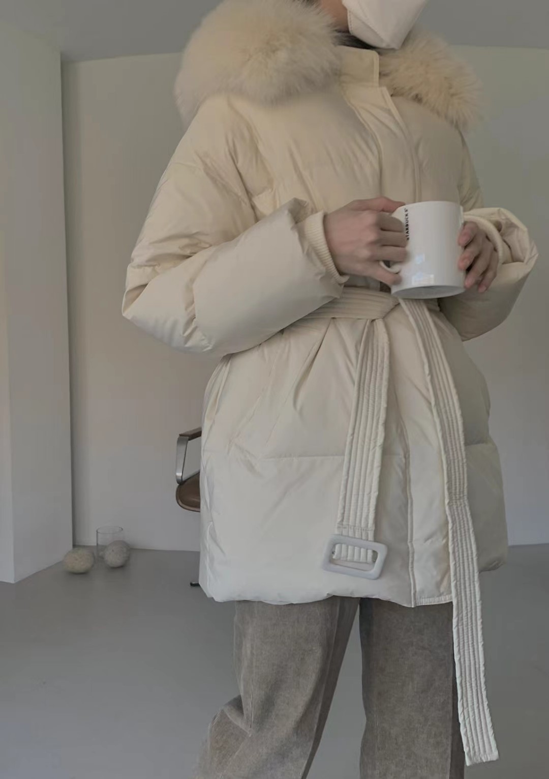 白色
