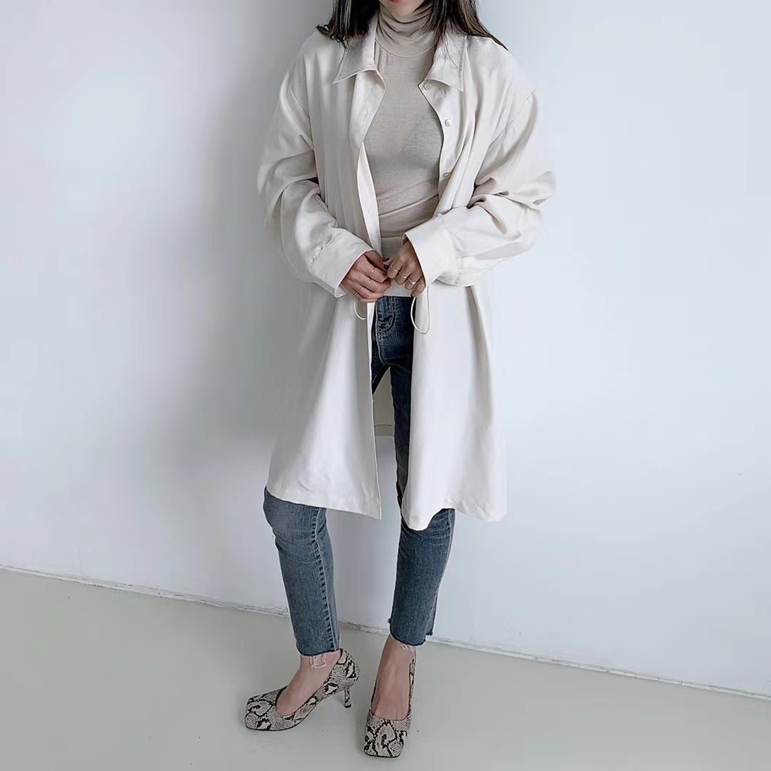 白色