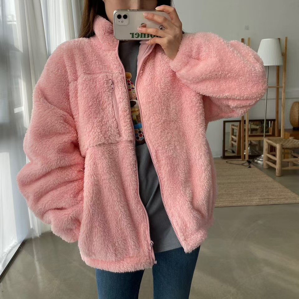 粉红色