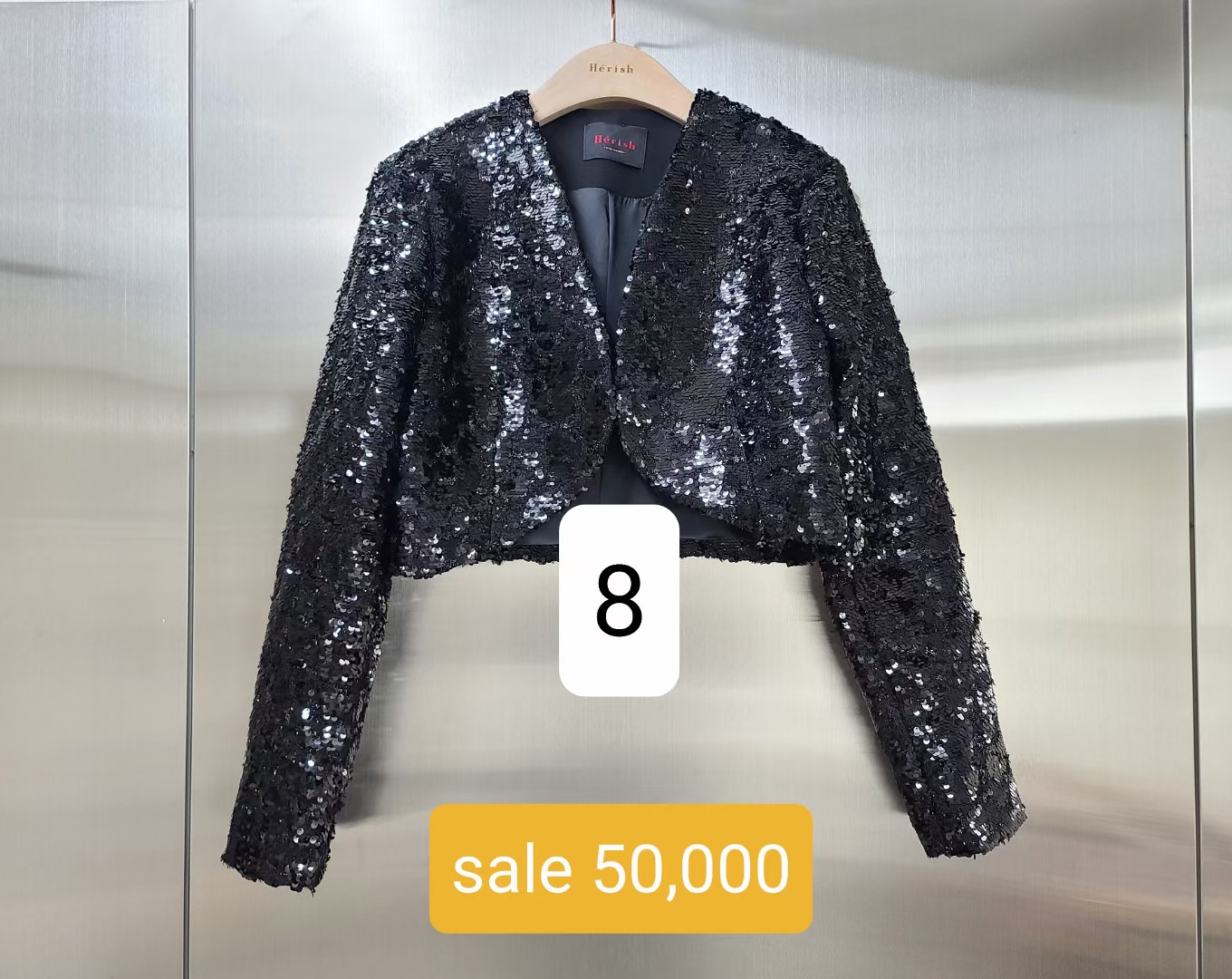 黑色