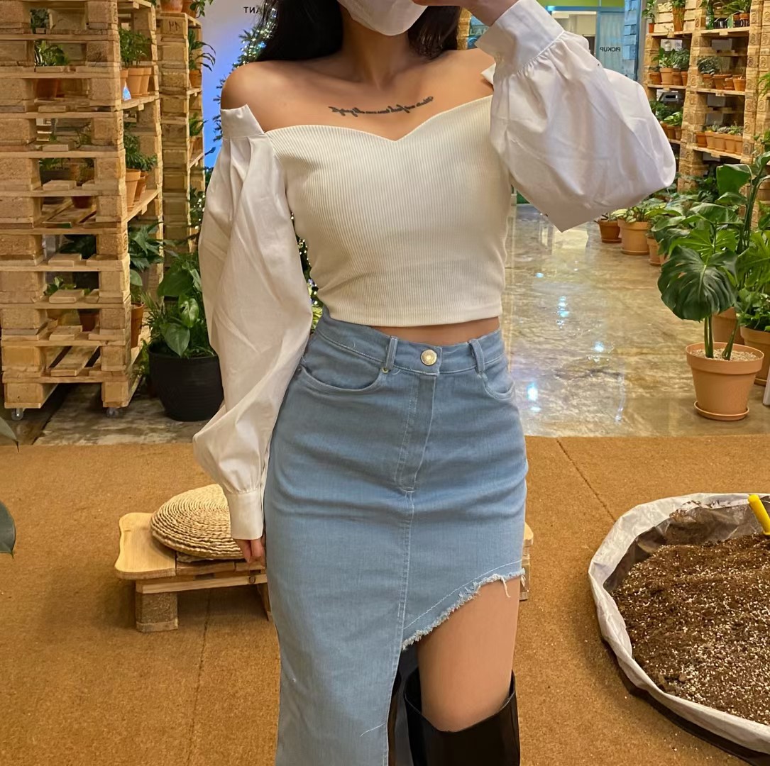 白色