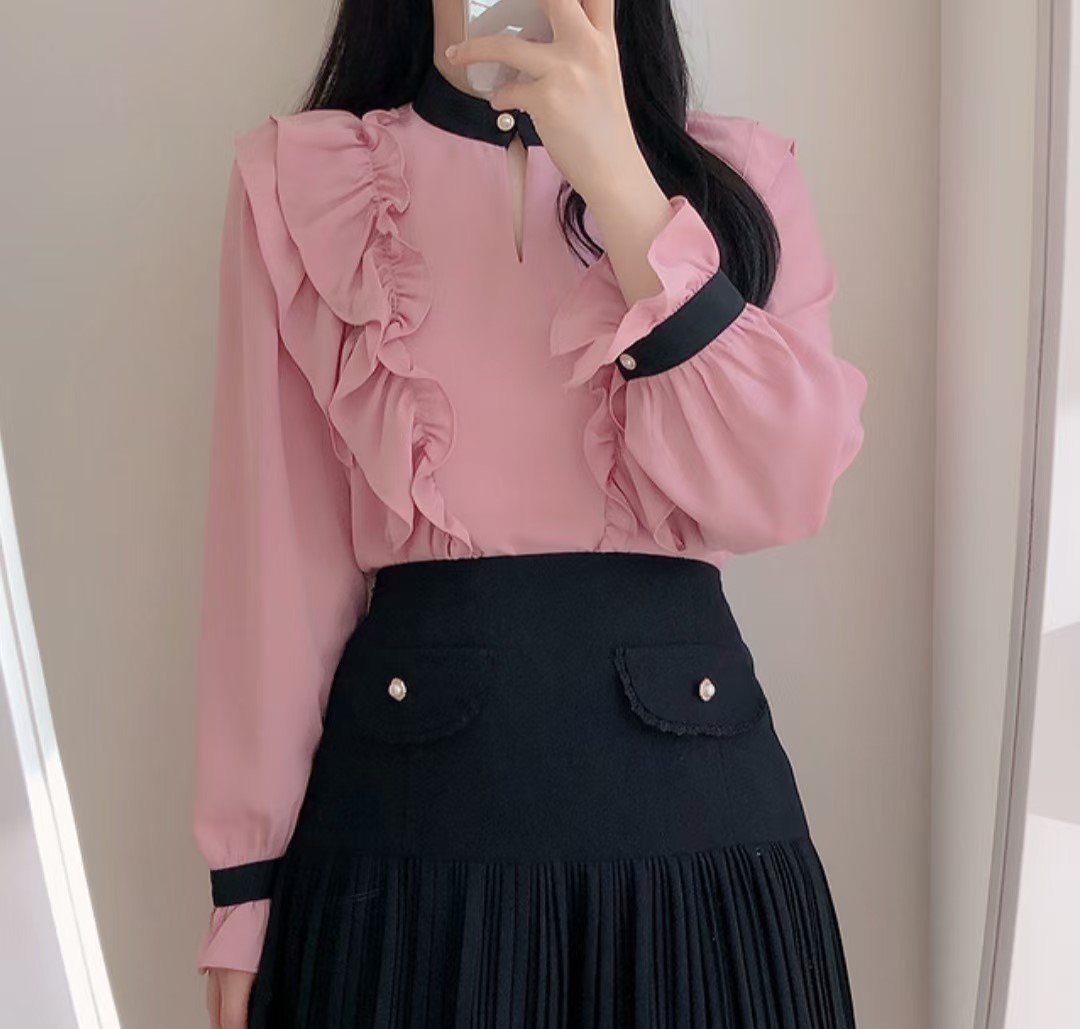 粉红色