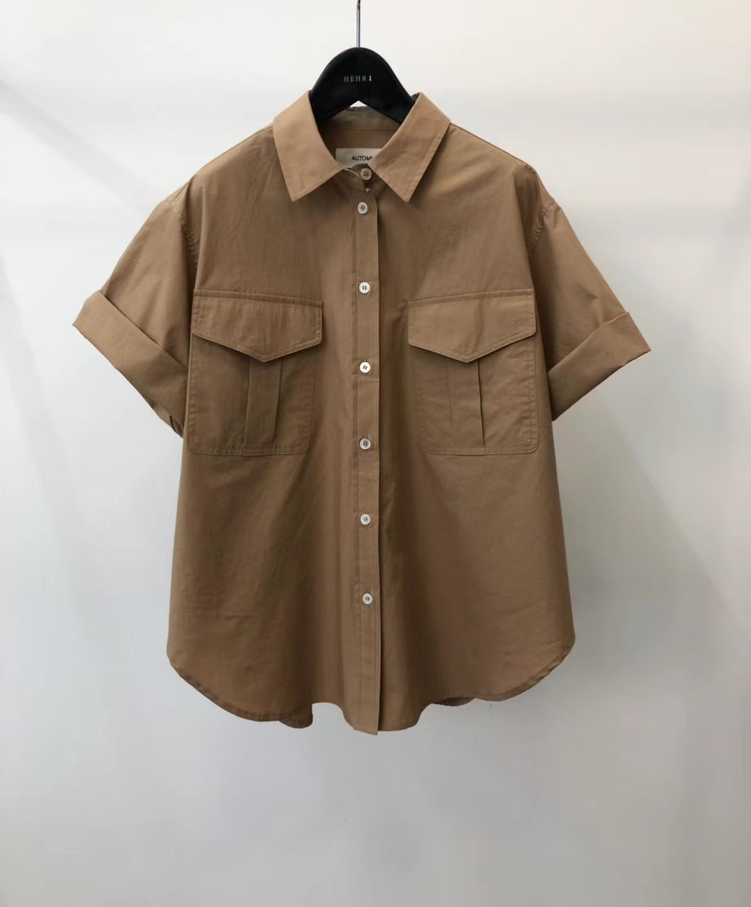 米色