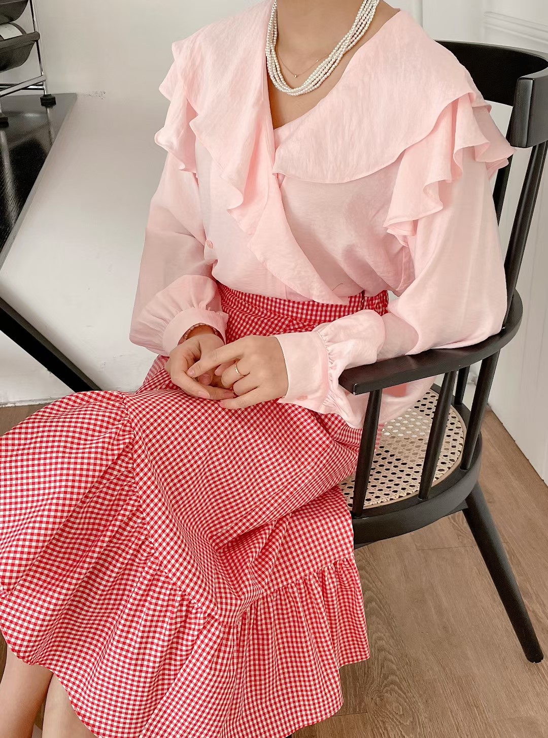 粉红色