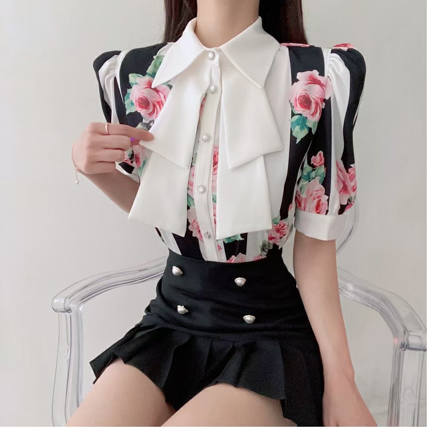 白色