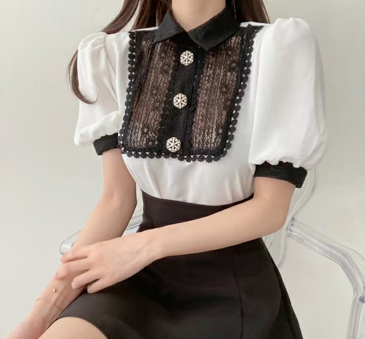白色