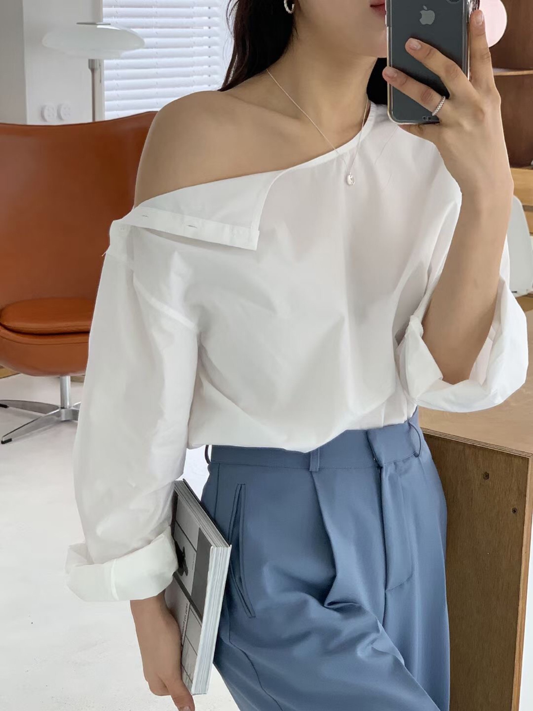白色
