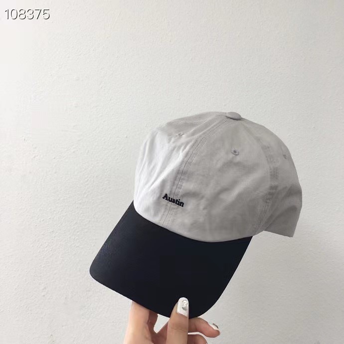 白色