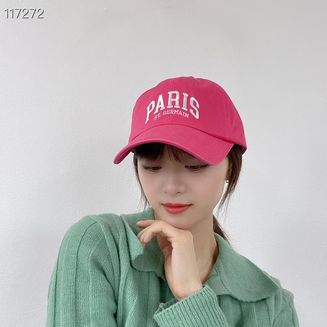深粉红色