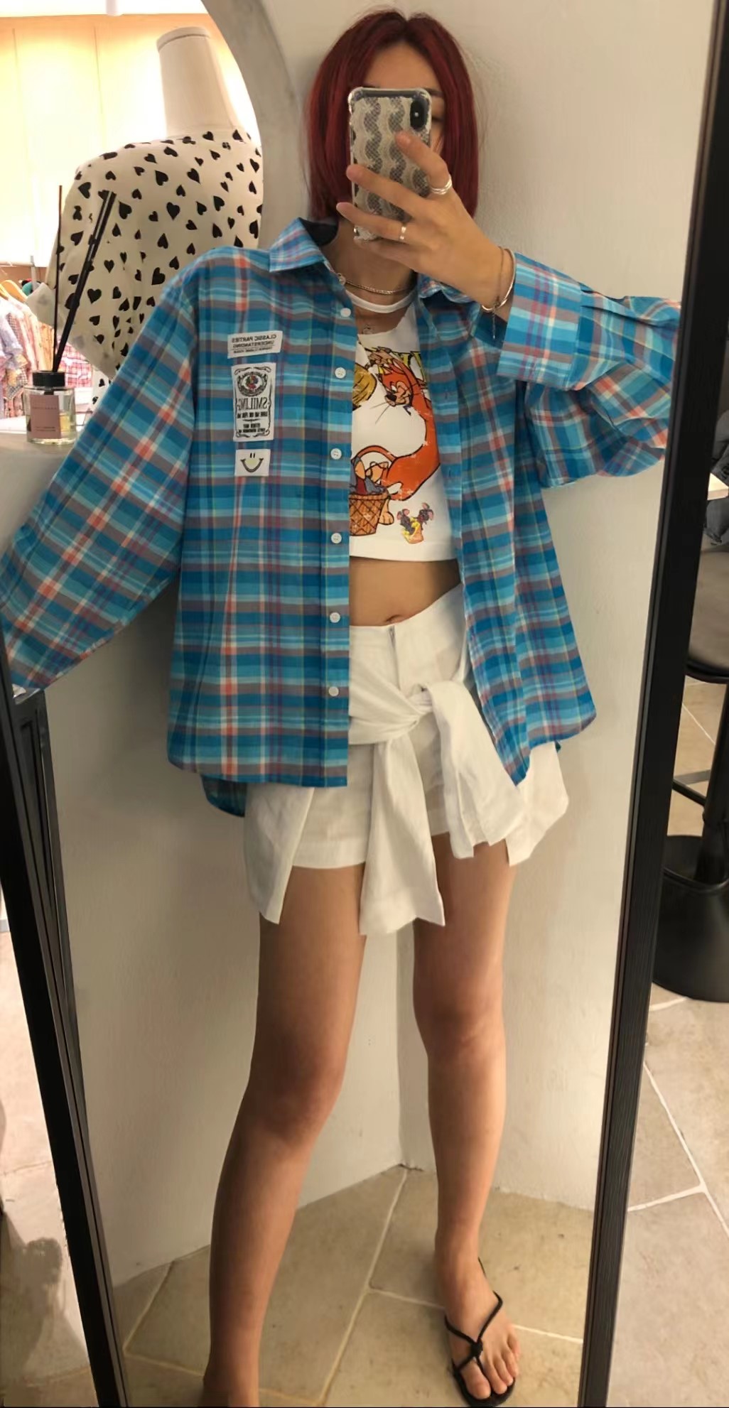 蓝色