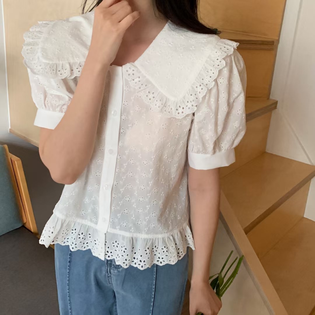 白色