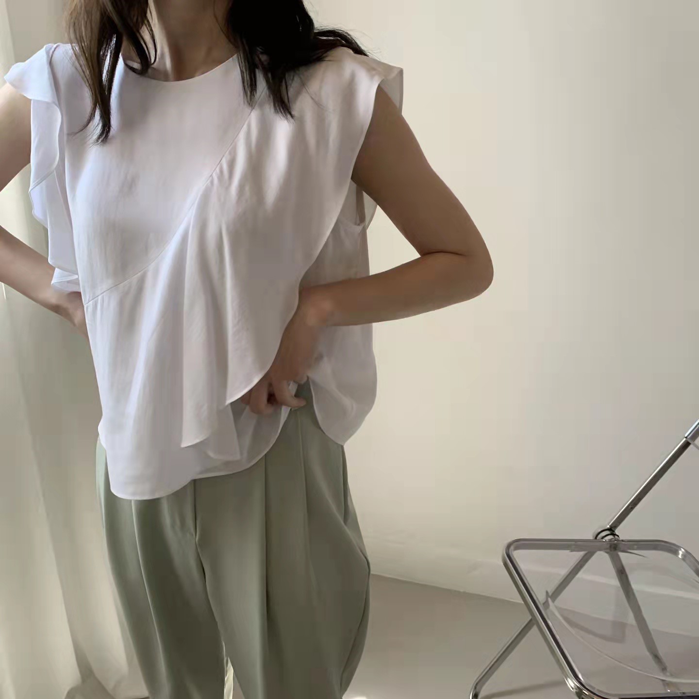 白色