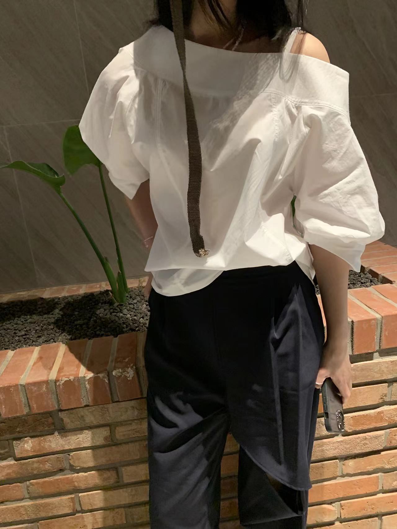 白色