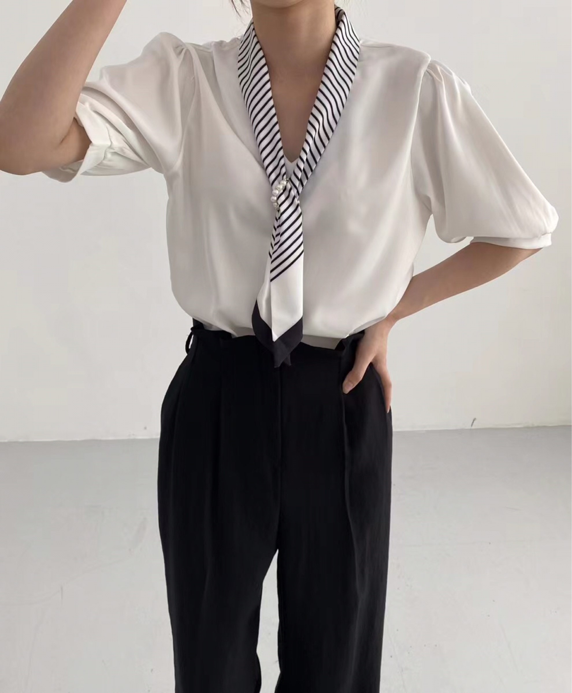 白色