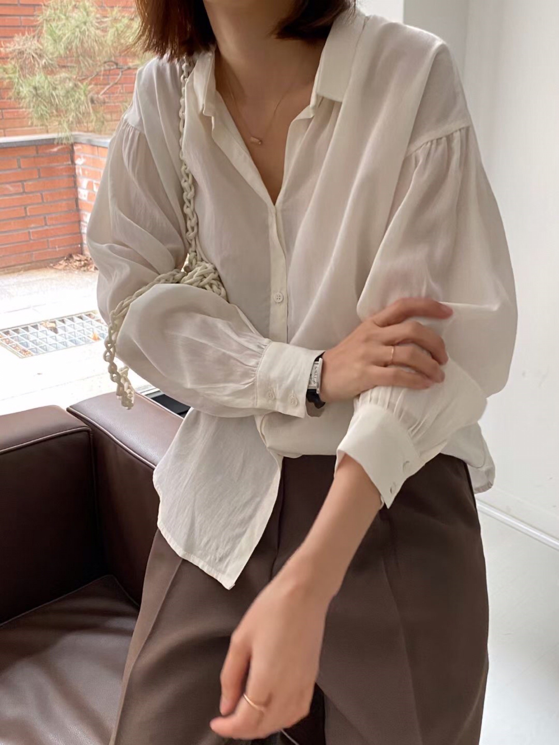白色
