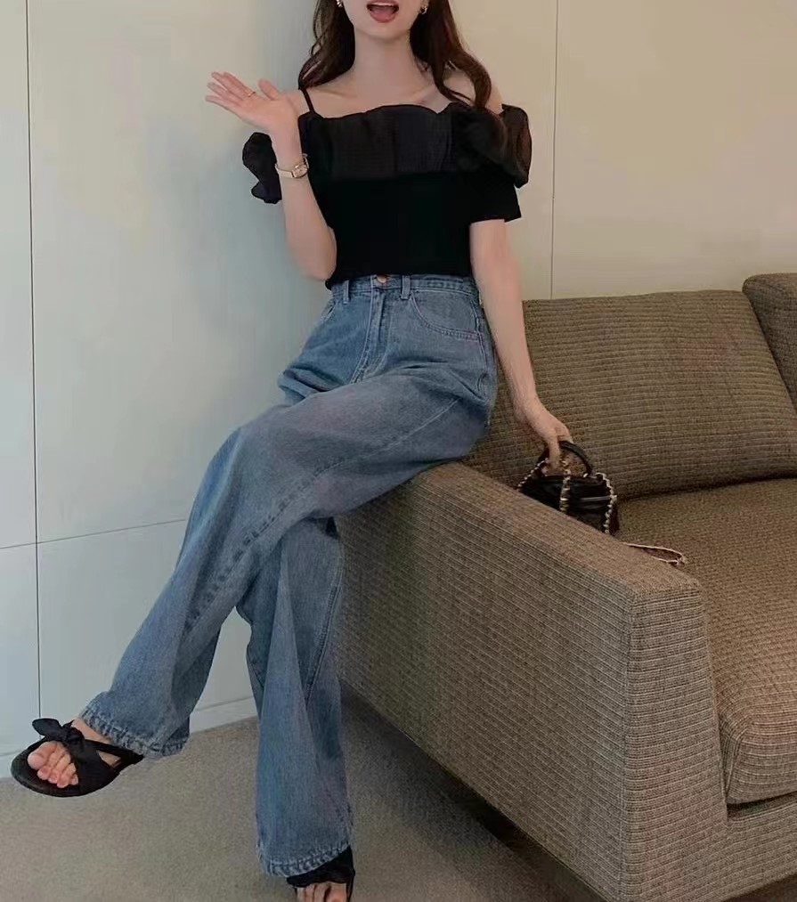 黑色