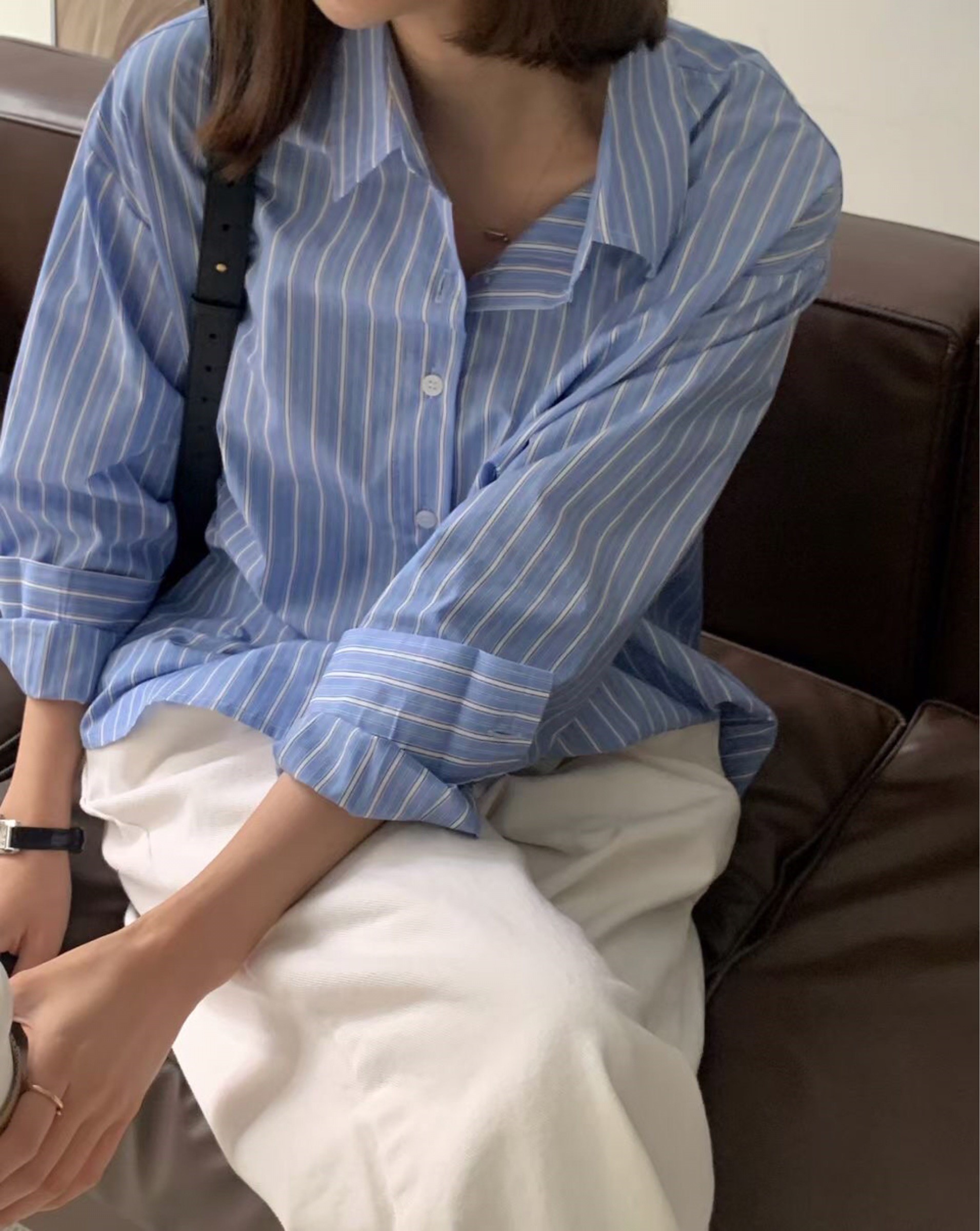 天蓝色