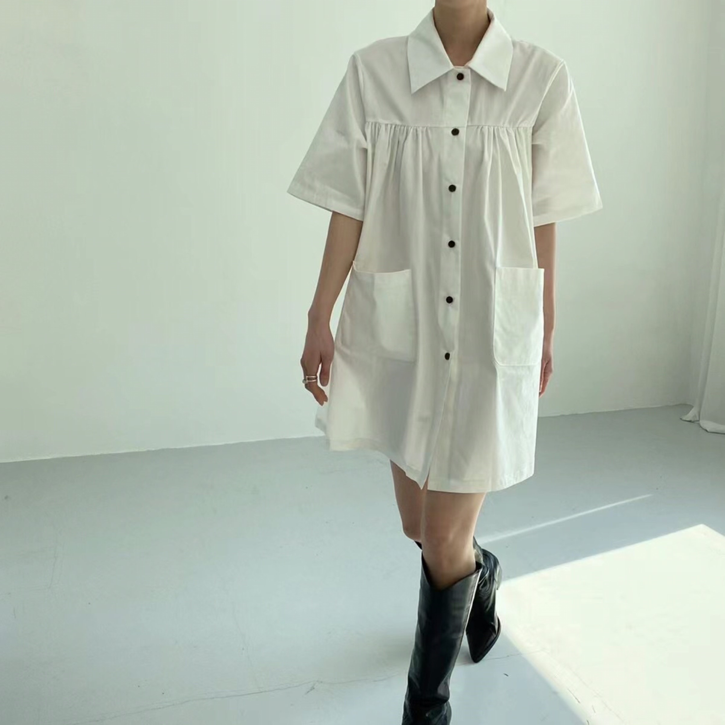 白色