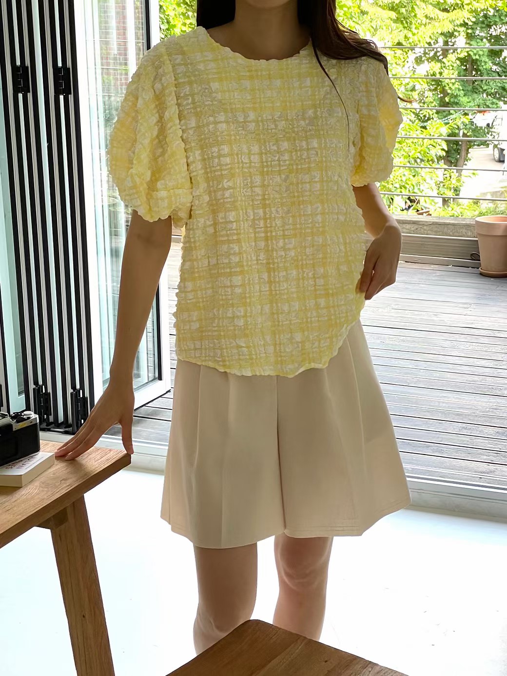黄色