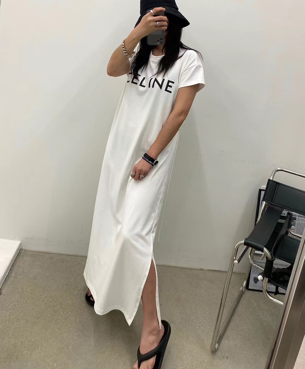 白色