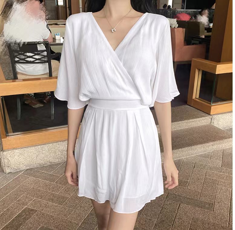 白色