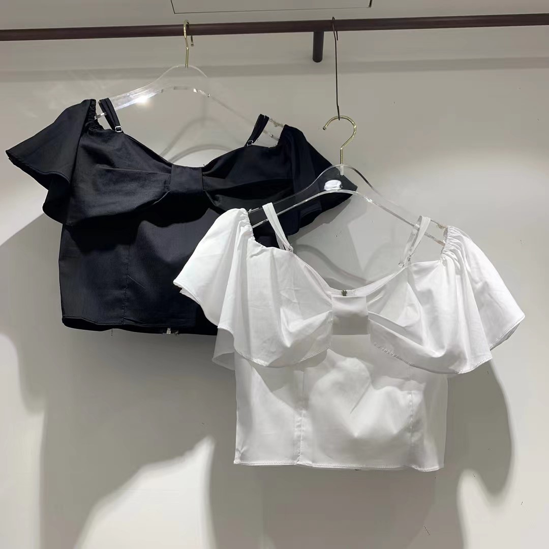 白色