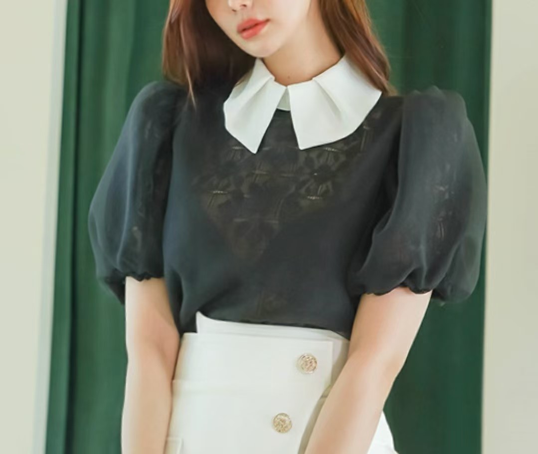 黑色