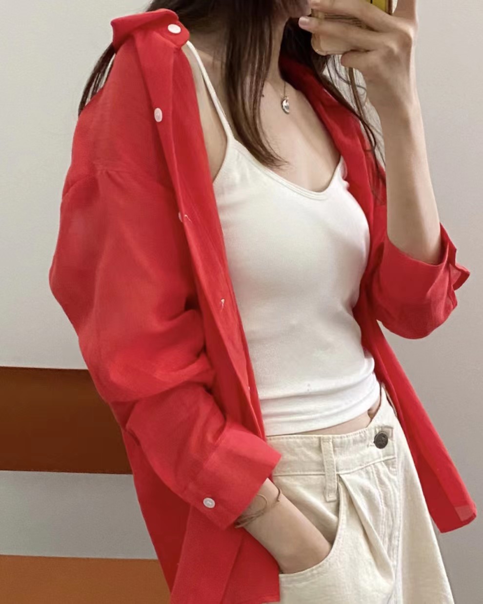 红色