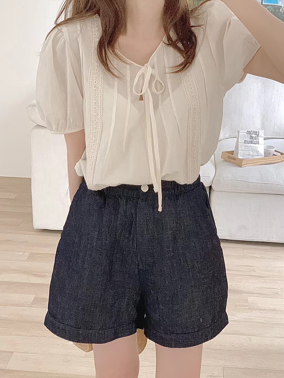 白色