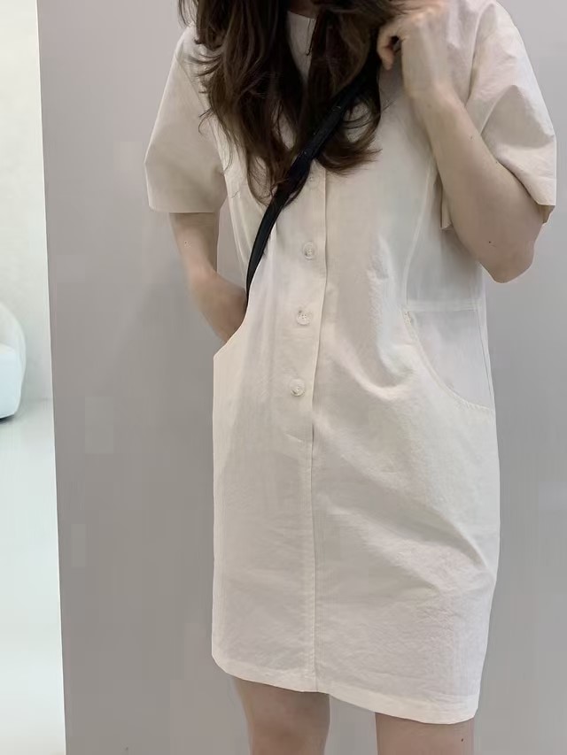 白色