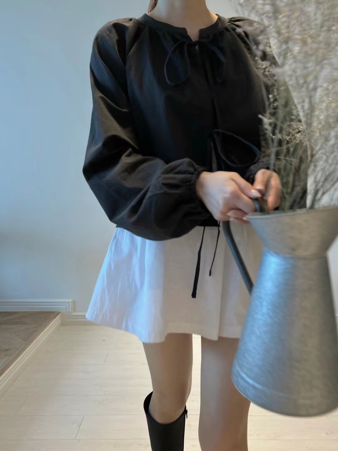 黑色